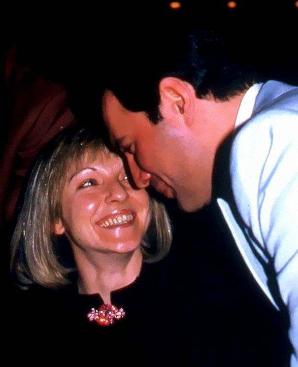 Freddie Mercury avec Mary Austin