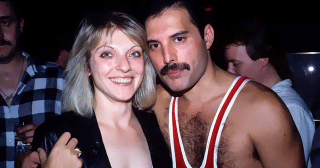 Freddie Mercury avec Mary Austin