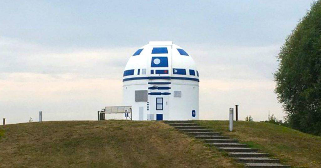 observatoire en R2-D2