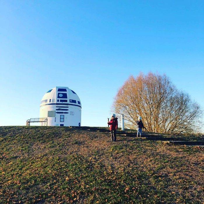 observatoire en R2-D2