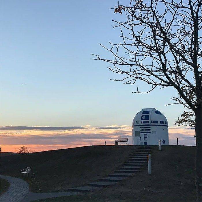 observatoire en R2-D2