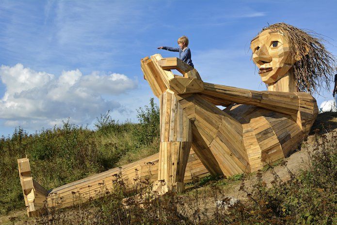 sculptures géantes en bois
