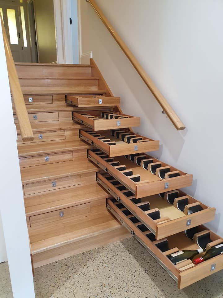 escalier cave à vin