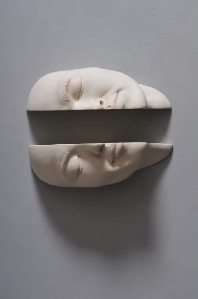 sculptures surréalistes en porcelaine